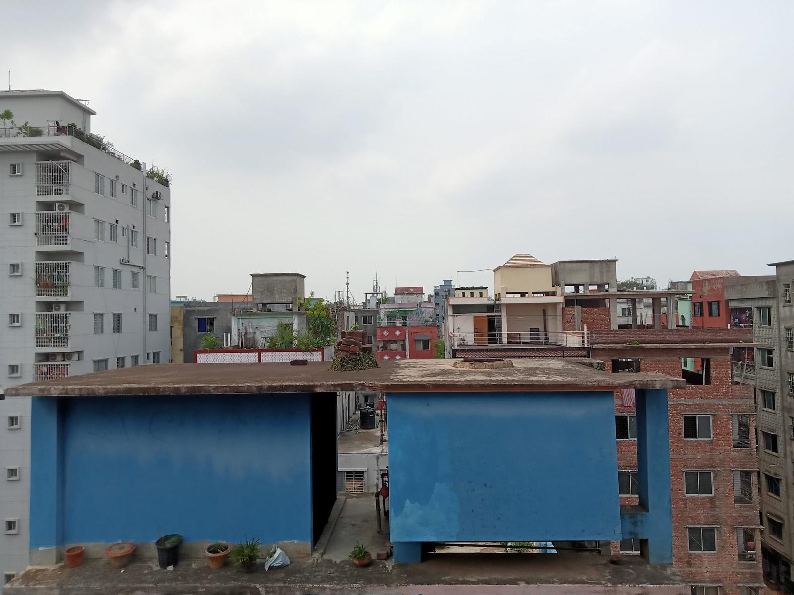 Retirees Save 60% Living Costs in Dhaka Compared to Western Cities