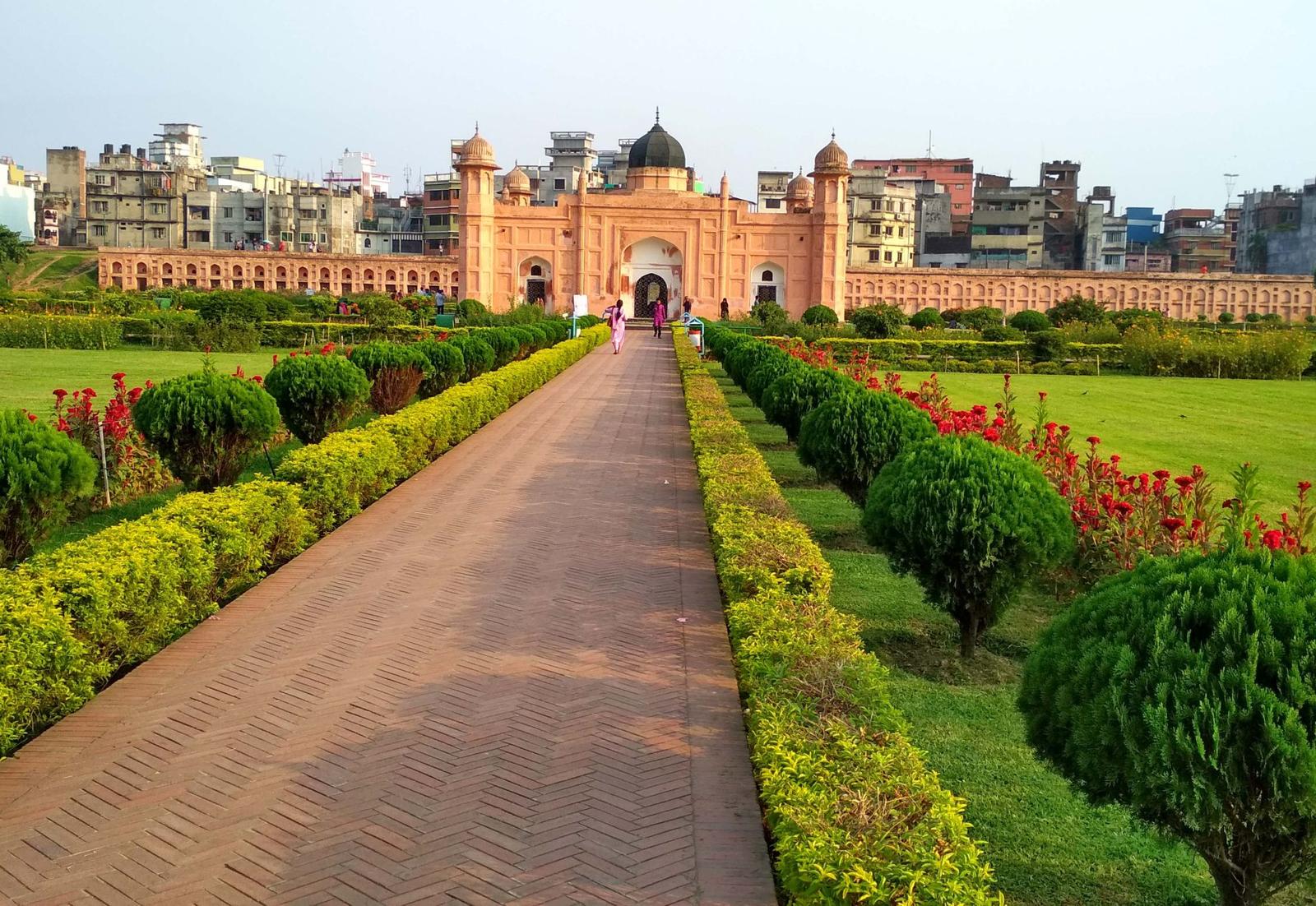 New Dhaka Businesses: What Residents Must Know Before Visiting